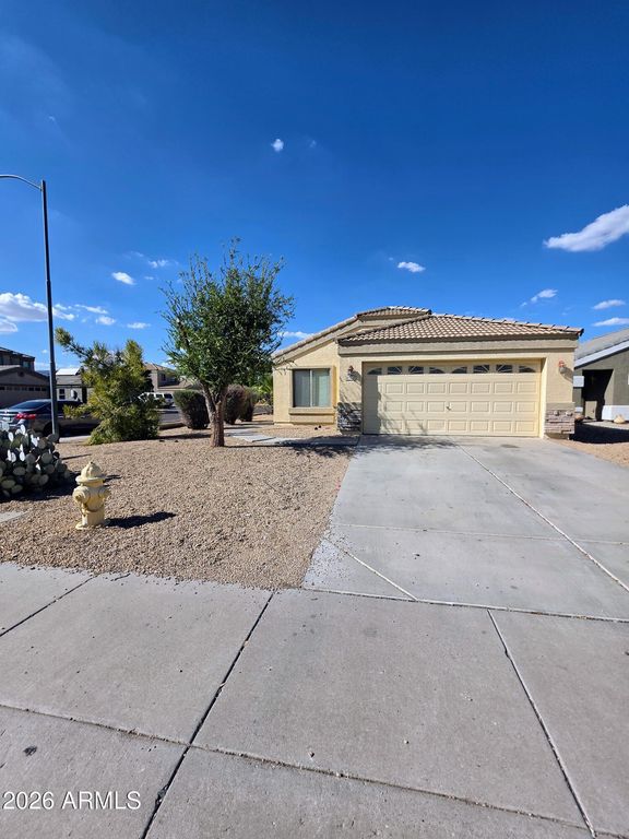 11766 W ACAPULCO Lane, El Mirage, AZ 85335 — photo 3