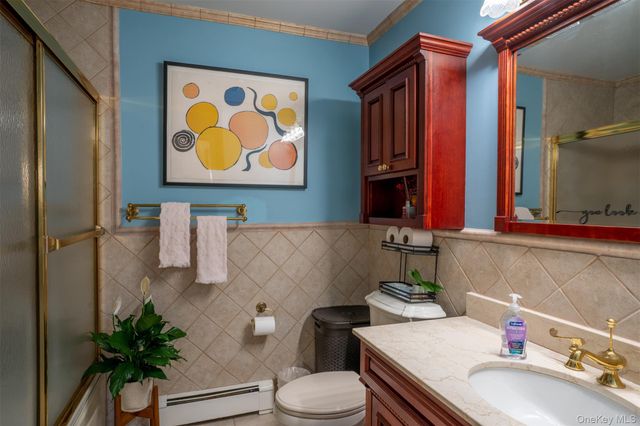 68 Parkside Drive 68, Suffern, NY 10901