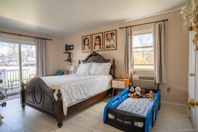 68 Parkside Drive 68, Suffern, NY 10901