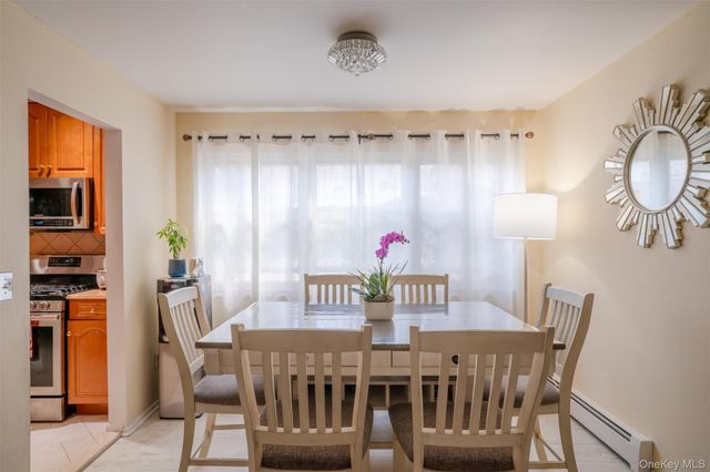 68 Parkside Drive 68, Suffern, NY 10901