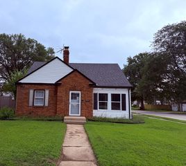 2224 Lawndale Avenue, Rockford, IL 61103