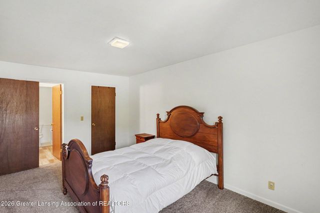523 Bainbridge Drive 45, East Lansing, MI 48823
