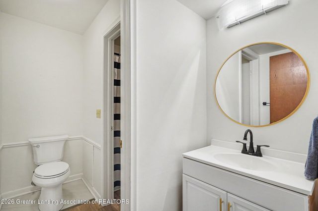 523 Bainbridge Drive 45, East Lansing, MI 48823
