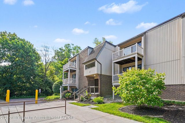 523 Bainbridge Drive 45, East Lansing, MI 48823