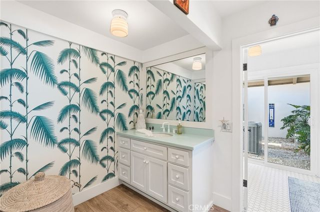 416 Onda, Newport Beach, CA 92660