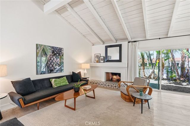416 Onda, Newport Beach, CA 92660