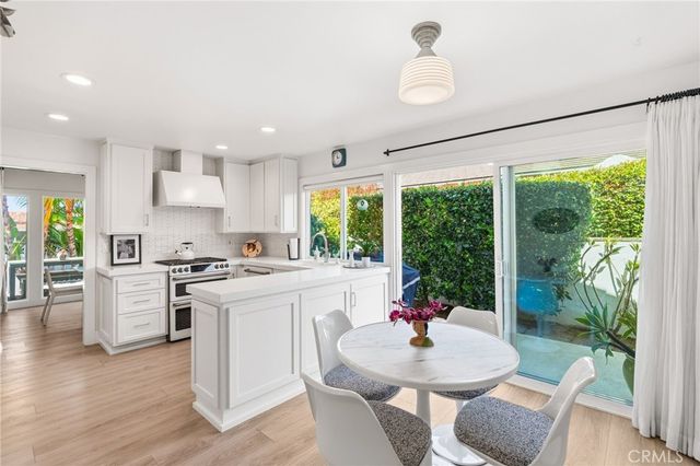416 Onda, Newport Beach, CA 92660