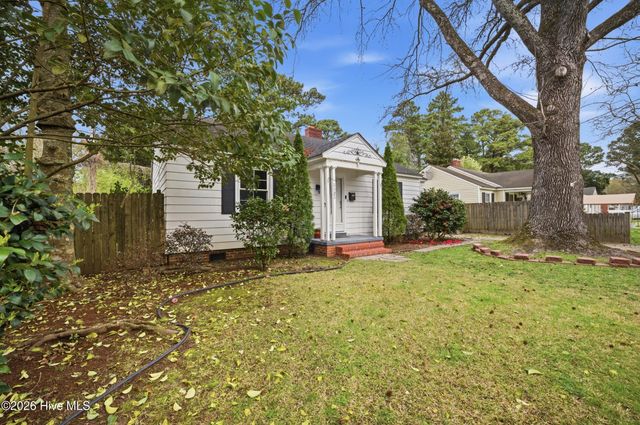 1121 W Williams Circle, Elizabeth City, NC 27909