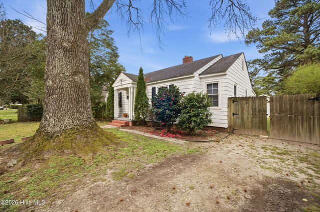 1121 W Williams Circle, Elizabeth City, NC 27909