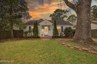 1121 W Williams Circle, Elizabeth City, NC 27909