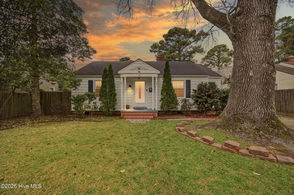 1121 W Williams Circle, Elizabeth City, NC 27909