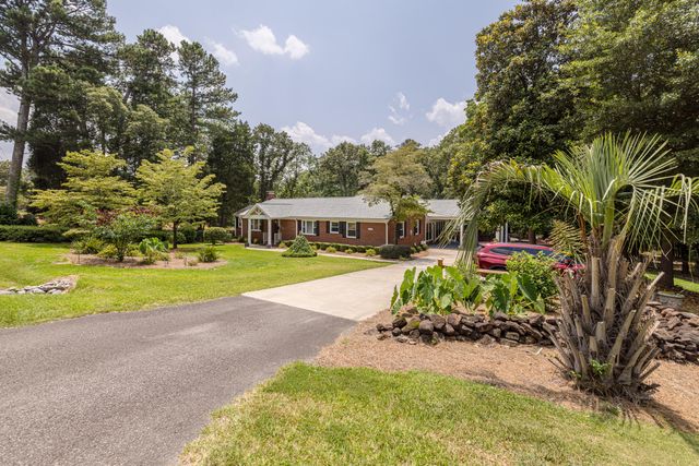 1420 Powderhouse Road SE, Aiken, SC 29803