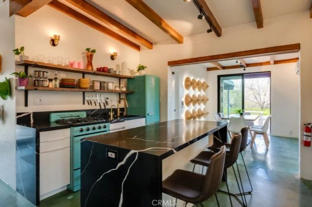 9405 Lanning Lane, Morongo Valley, CA 92256