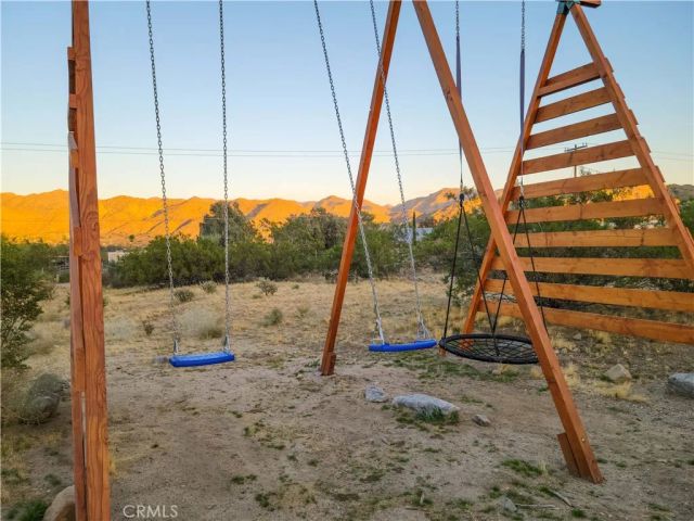 9405 Lanning Lane, Morongo Valley, CA 92256