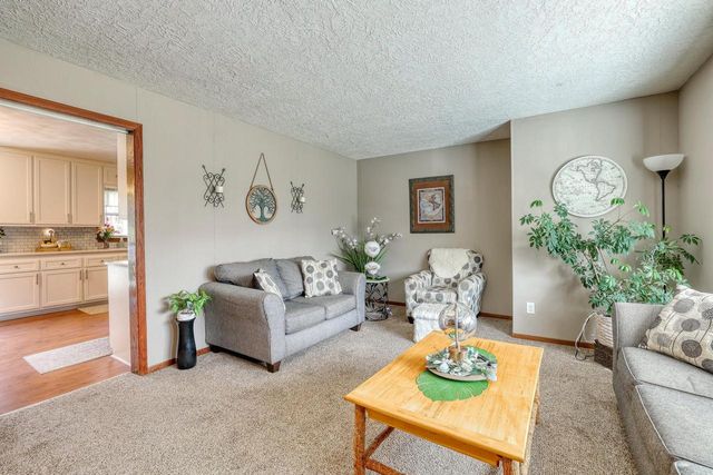S28W30310 West End LANE, Waukesha, WI 53188
