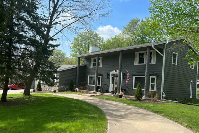 S28W30310 West End LANE, Waukesha, WI 53188