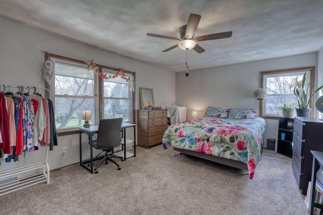 S28W30310 West End LANE, Waukesha, WI 53188