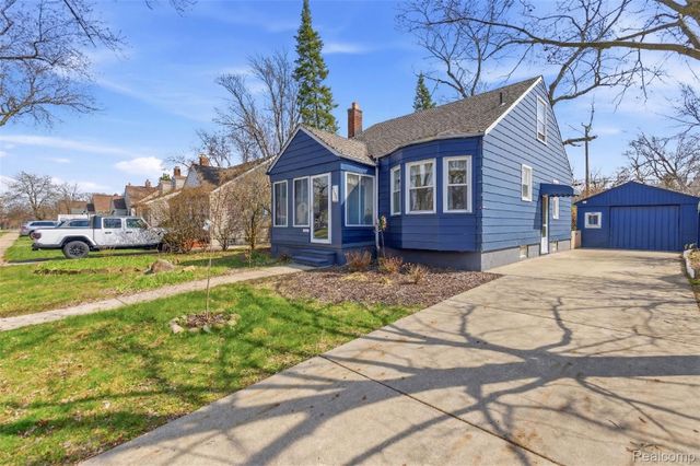 2193 Cambridge Road, Berkley, MI 48072