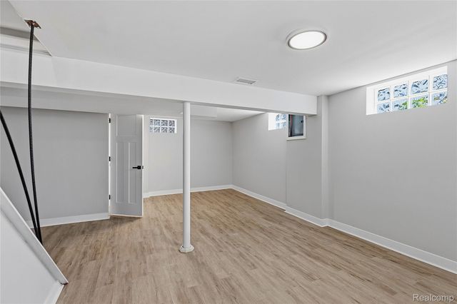 2193 Cambridge Road, Berkley, MI 48072