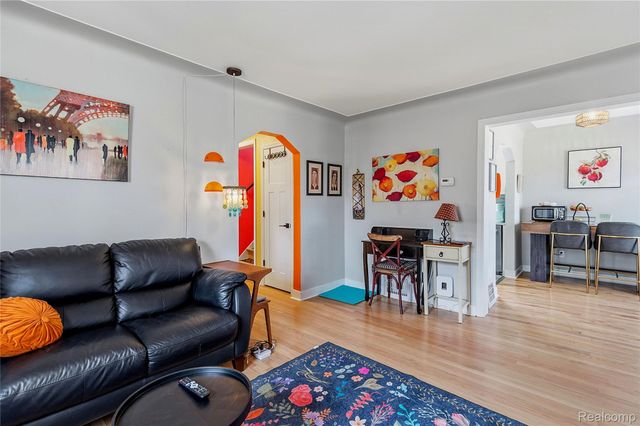 2193 Cambridge Road, Berkley, MI 48072