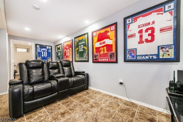 67 Cliff St, Paterson City, NJ 07522