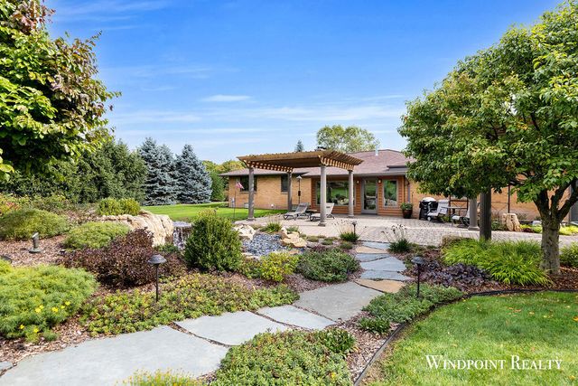 3817 Butterworth Street, Grand Rapids, MI 49534