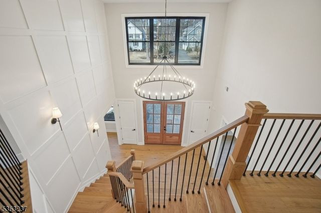 24 Rockwood Rd, Florham Park Boro, NJ 07932