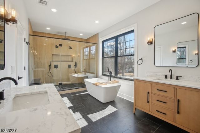 24 Rockwood Rd, Florham Park Boro, NJ 07932