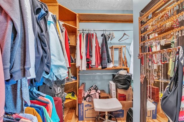 25021 Grey Heron Court, Abingdon, VA 24211