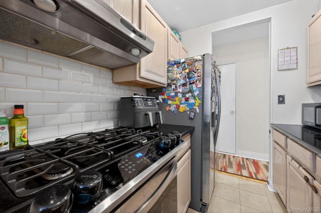 1304 Midland APT C59, Yonkers, NY 10704