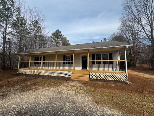 3363 Horseshoe Road, Appomattox, VA 24522