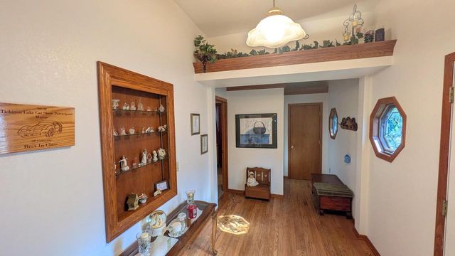 6630 Channel ROAD, Waterford, WI 53185