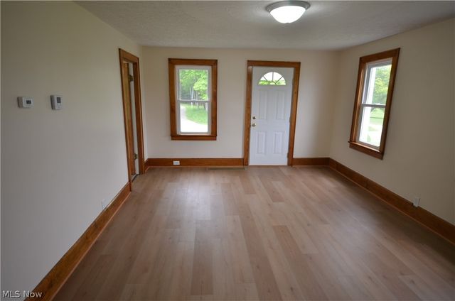 989 Industry Road, Atwater, OH 44201