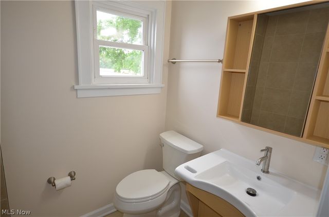 989 Industry Road, Atwater, OH 44201