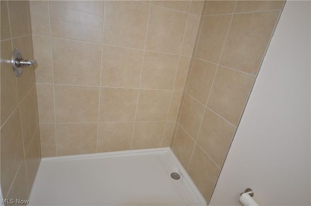 989 Industry Road, Atwater, OH 44201