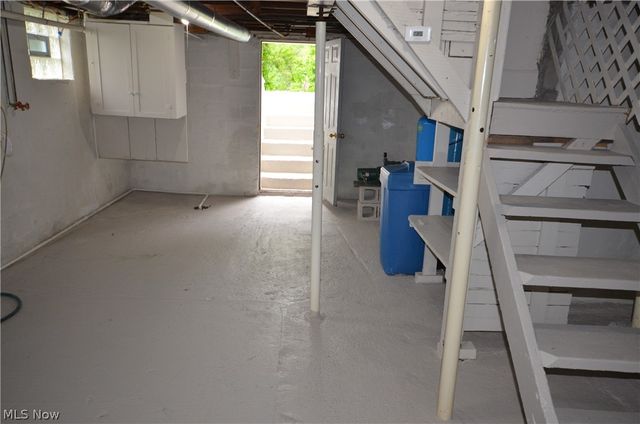989 Industry Road, Atwater, OH 44201