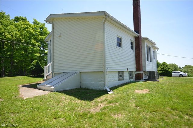 989 Industry Road, Atwater, OH 44201
