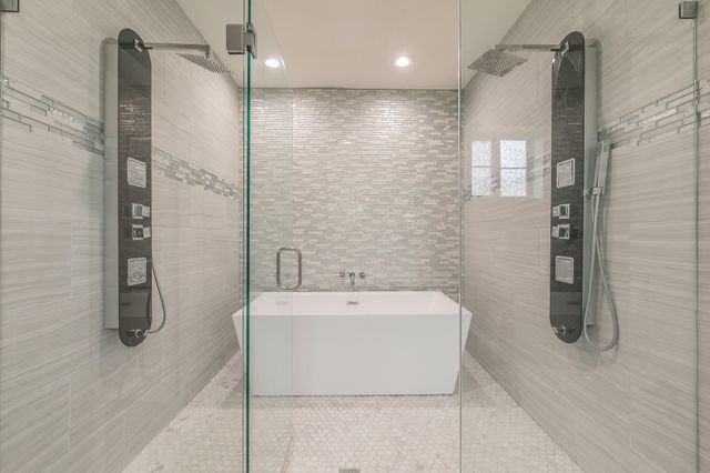 3909 Trail Lake Drive, Fort Worth, TX 76109