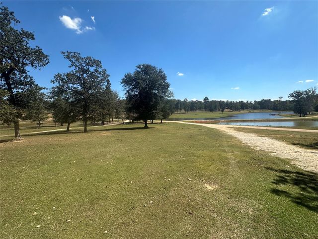 8775 I-45 S, Centerville, TX 75855