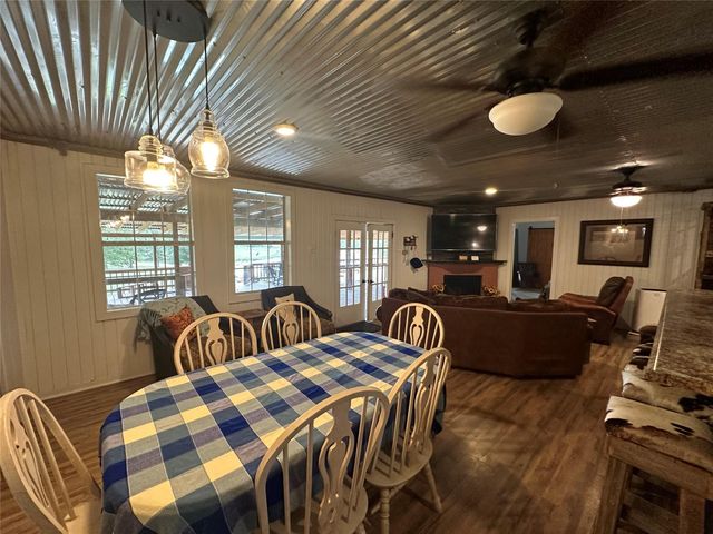 8775 I-45 S, Centerville, TX 75855