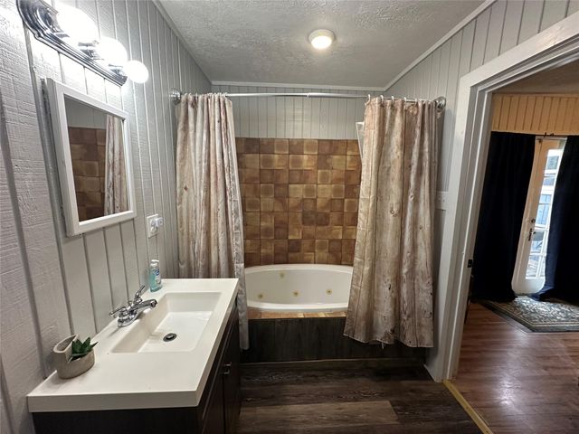 8775 I-45 S, Centerville, TX 75855