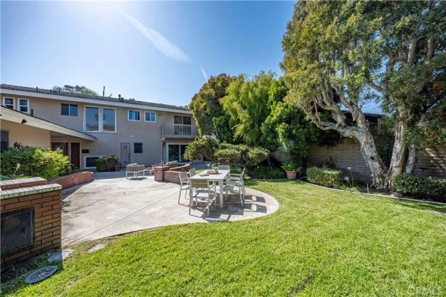 17188 Edgewater, Huntington Beach, CA 92649