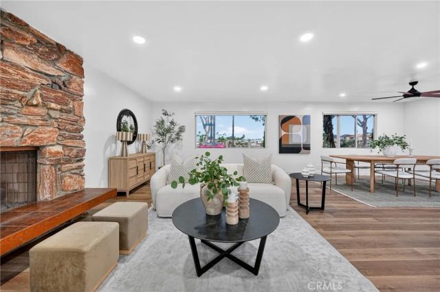 17188 Edgewater, Huntington Beach, CA 92649