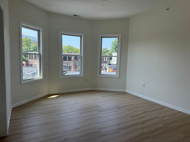 247 Harvard St 3, Boston, MA 02124