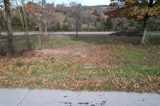 7 Rodeo Lane, Ava, MO 65608