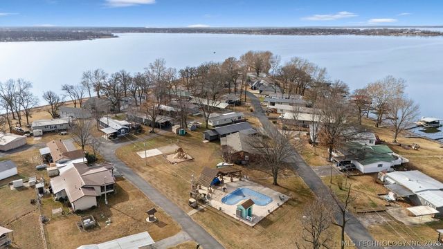 25960 S 605 Court, Grove, OK 74344