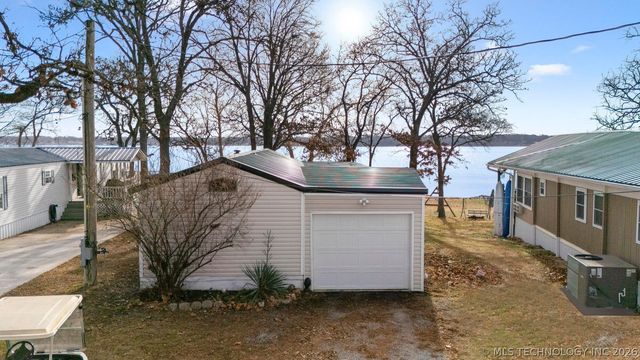 25960 S 605 Court, Grove, OK 74344