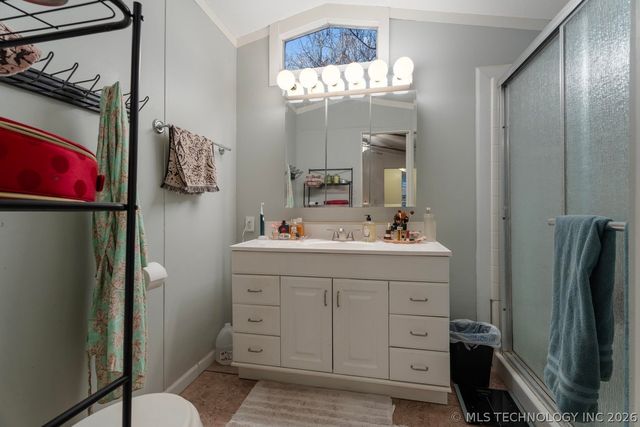 25960 S 605 Court, Grove, OK 74344