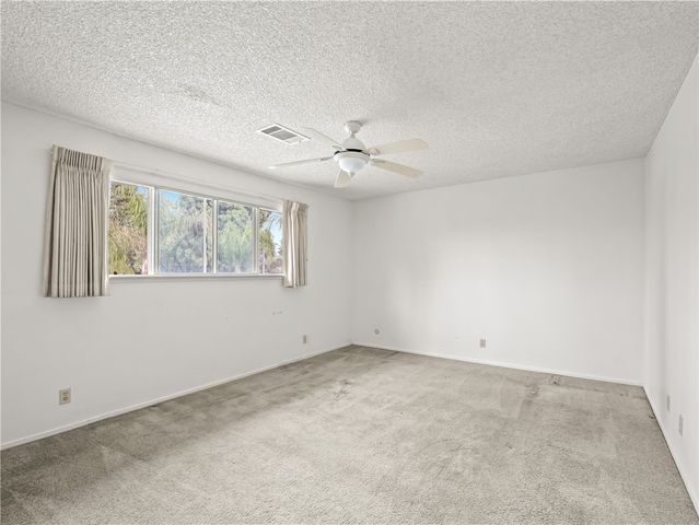 5197 E Hamilton, Fresno, CA 93727