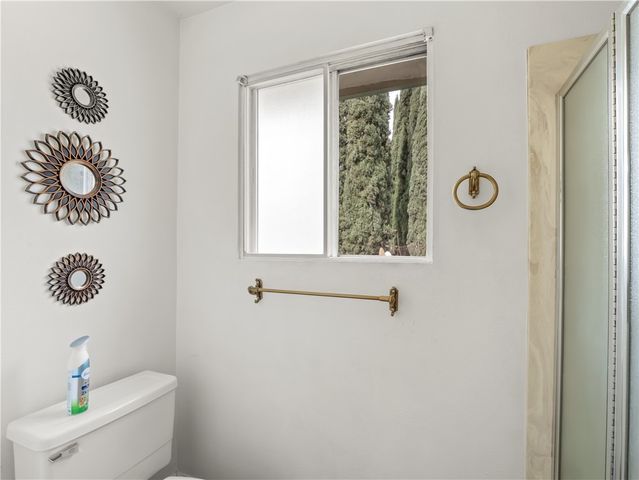 5197 E Hamilton, Fresno, CA 93727